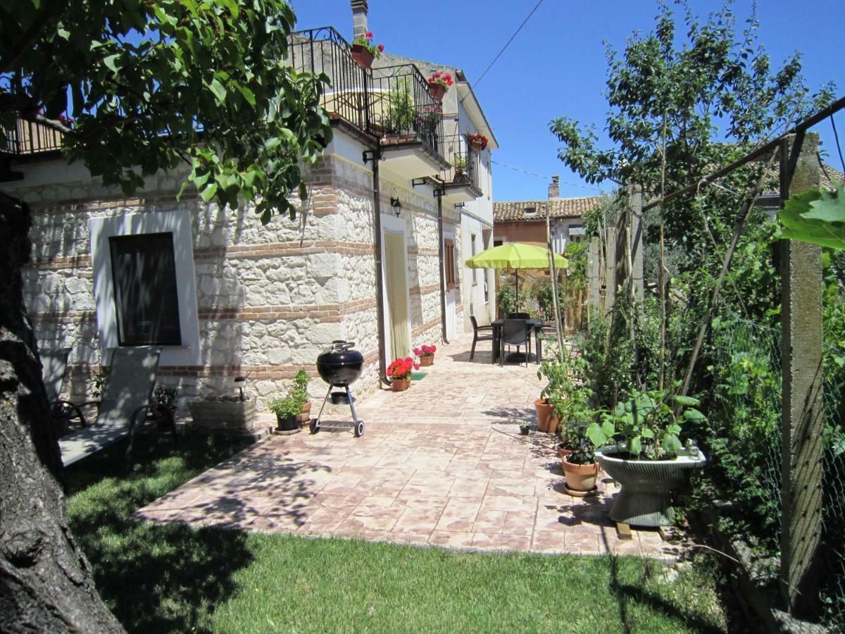 Ferienwohnung Majella Garden, Rapino Exterior foto